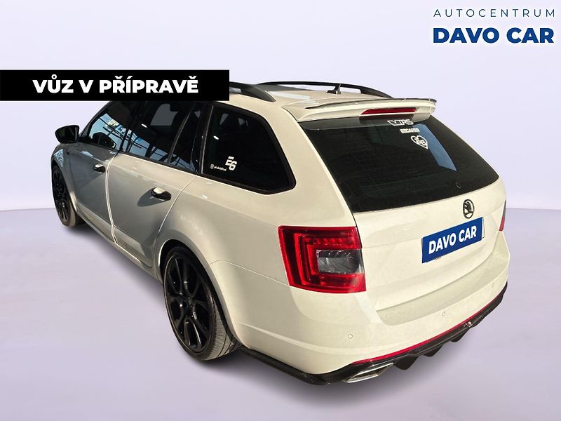 Škoda Octavia 2,0 TDI 135kW Xenon RS - fotka 2 z 12