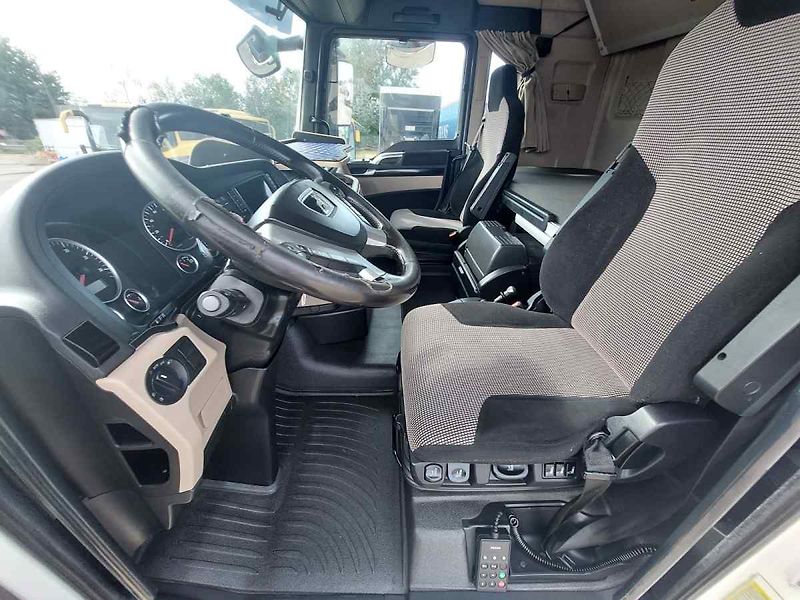 MAN TGX 26.460 LL - fotka 33 z 62