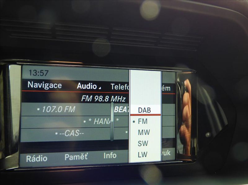 Mercedes-Benz GLK 2,1 220CDI,4Matic,AMG,7G,Bi-Xe - fotka 30 z 77