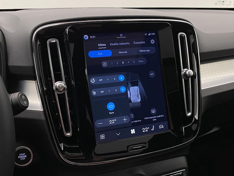 Volvo XC40 (2026) B3 AUT DARK ULTRA  - fotka 38 z 61