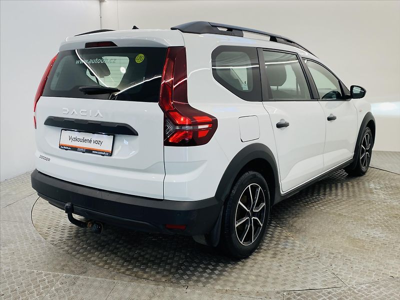 Dacia Jogger 1,0 TCe 67kW LPG 7 Míst - fotka 2 z 22