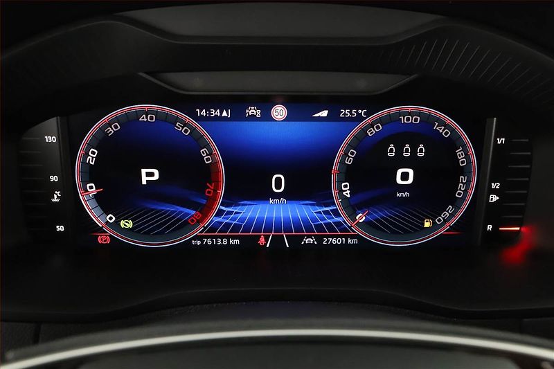 Škoda Karoq (2025) 1.5 TSI, Sportline, Navigace - fotka 9 z 20