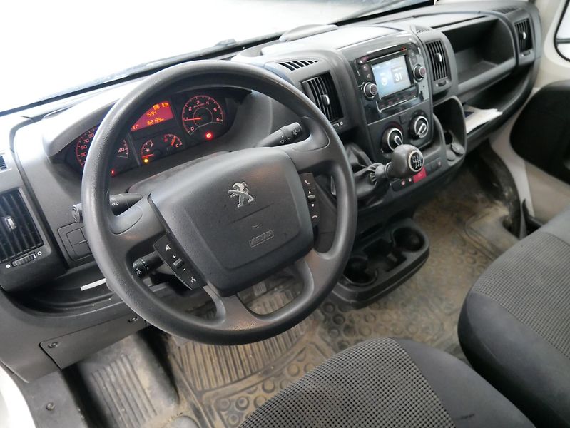 Peugeot Boxer - fotka 5 z 6