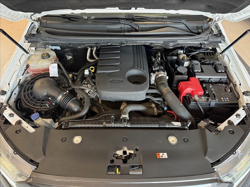 Ford Ranger 3,2 Wildtrak,AT,komplet servis - fotka 27 z 35