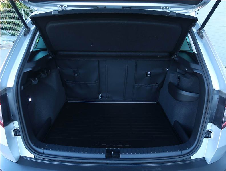 Škoda Karoq (2019) Style Plus 2.0 TDI - fotka 14 z 23