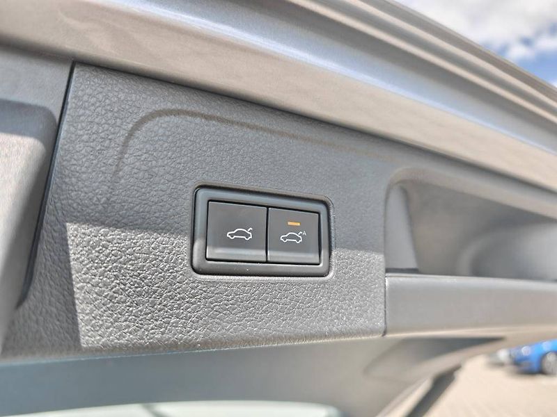 Volkswagen Passat Alltrack 7DSG 4Motion 2,0TDi - fotka 23 z 23