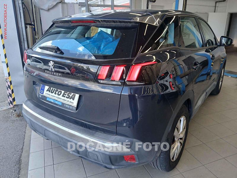 Peugeot 3008 (2018) 1.2pt, ČR, autoAC, temp - fotka 2 z 3