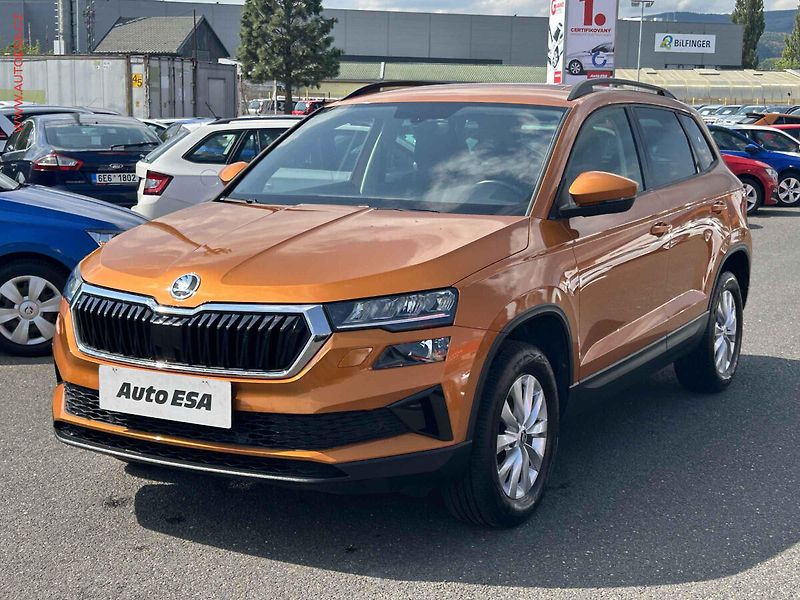Škoda Karoq (2022) 1.0TSi, ČR, Ambition - fotka 3 z 18