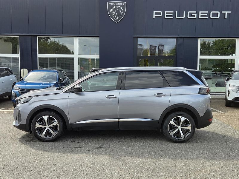 Peugeot 5008 (2024) 1.2 PT 130 ALLURE PACK EAT8 - fotka 2 z 34