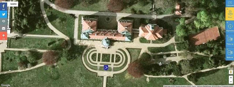 Pořádnou recesí je hned několik návrhů pro měření rychlosti na Karlově mostě.