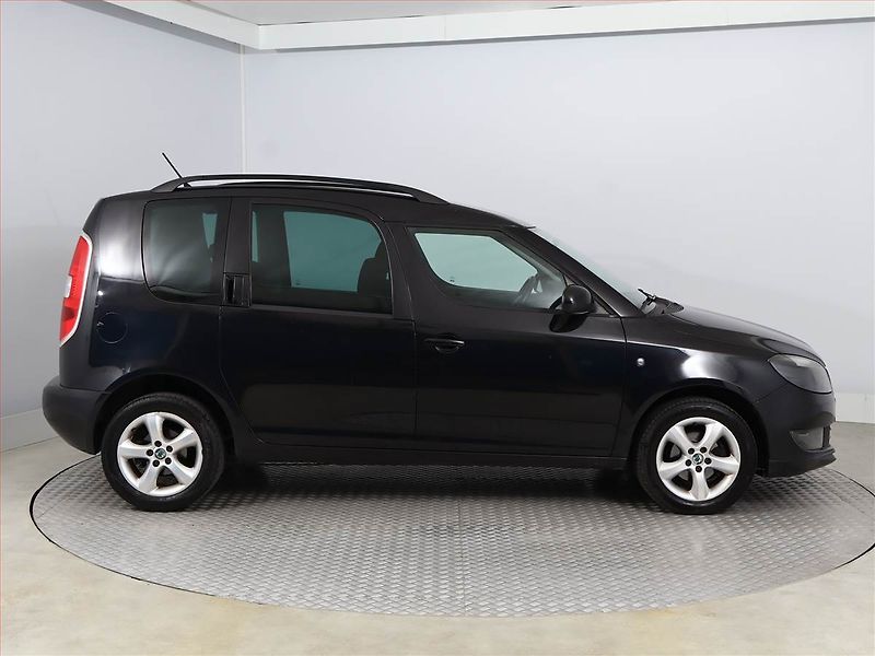 Škoda Roomster (2013) 1.2 TSI, Park. senzory - fotka 6 z 12