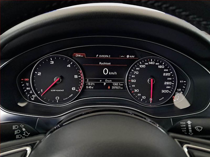 Audi A6 Allroad (2014) 3.0 TDI, 4X4, Automat, Kůže - fotka 11 z 20