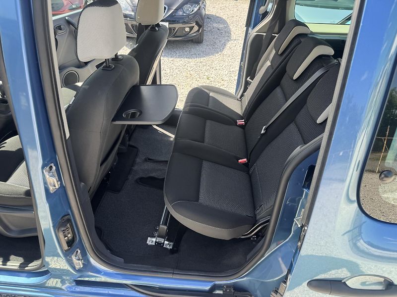Renault Kangoo (2013) MAXI 1.5DCi(110)7MÍST,TAŽNÉ - fotka 20 z 46