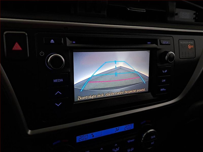 Toyota Auris (2014) Hybrid, Automat, Navi - fotka 22 z 22