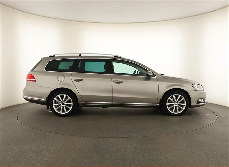 Volkswagen Passat (2014) Comfortline 2.0 TDI, 4X4 - fotka 6 z 14