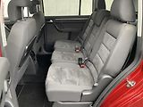 Volkswagen Touran (2011) 1.4 TSi, Highline, výhřev sed - náhled 10