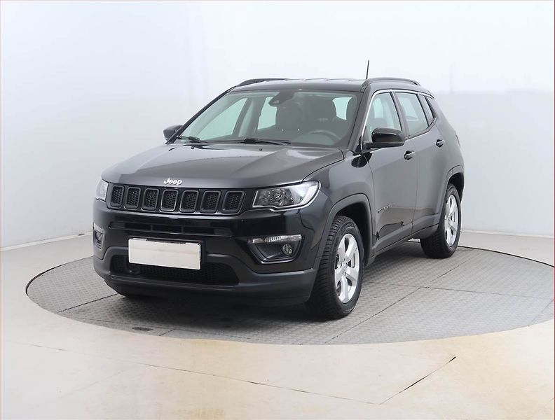 Jeep Compass (2018) 1.4 MultiAir, Serv.kniha - fotka 2 z 14