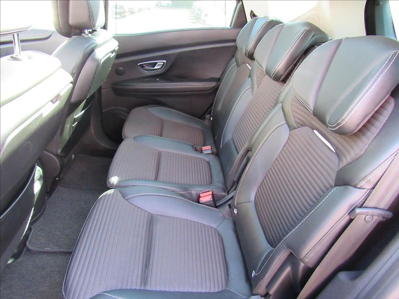 Renault Scénic 1,6 dCi 118kW Automat - fotka 10 z 35
