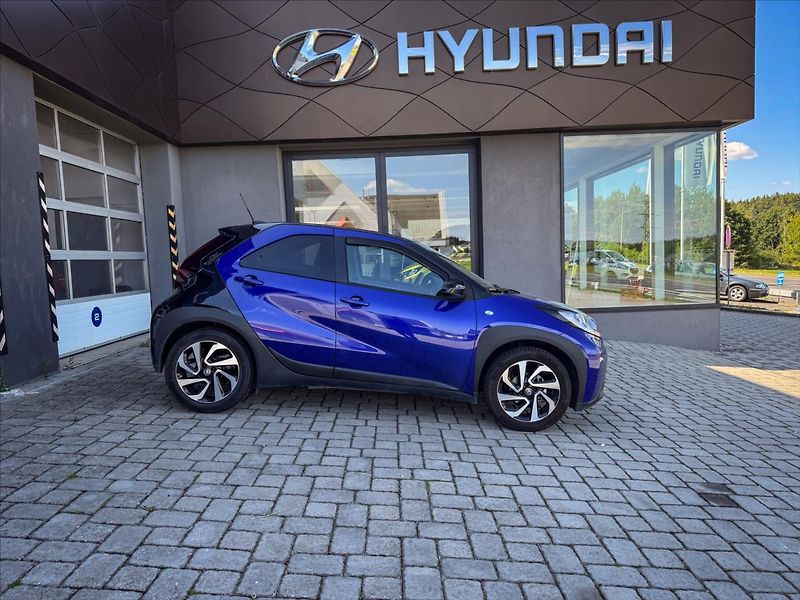 Toyota Aygo 1,0 X Style - fotka 17 z 18