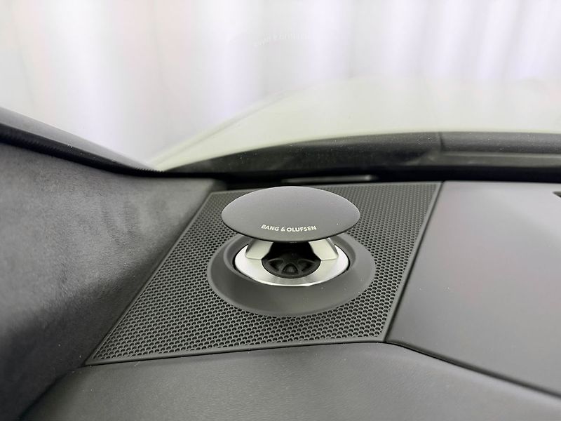 Audi RS 6 PERFORMANCE FULL, KARBON, BLAC - fotka 27 z 38