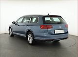 Volkswagen Passat (2015) Highline 2.0 TDI, Navi - náhled 3