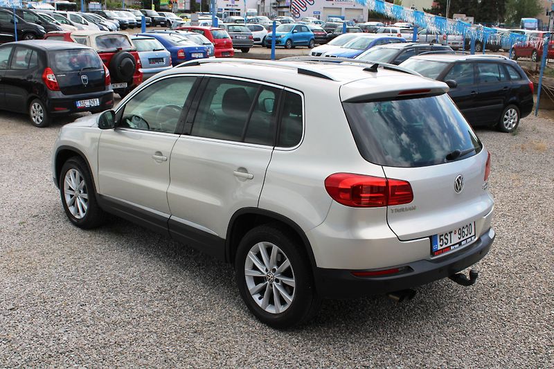 Volkswagen Tiguan (2012) 2.0 TDI KLIMA VÝHŘEV TAŽNÉ NAV - fotka 5 z 23