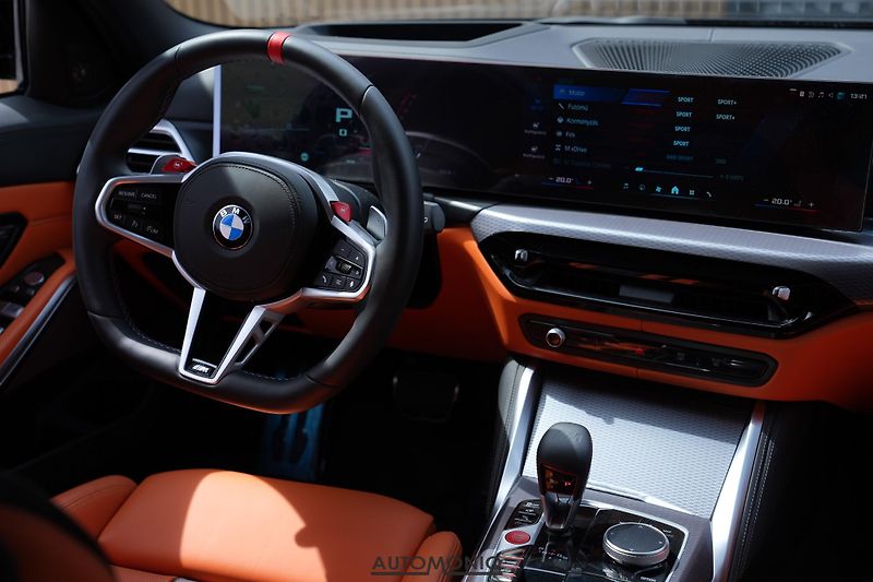 BMW M3 (2026) Competition Touring xDrive H&K - fotka 8 z 29