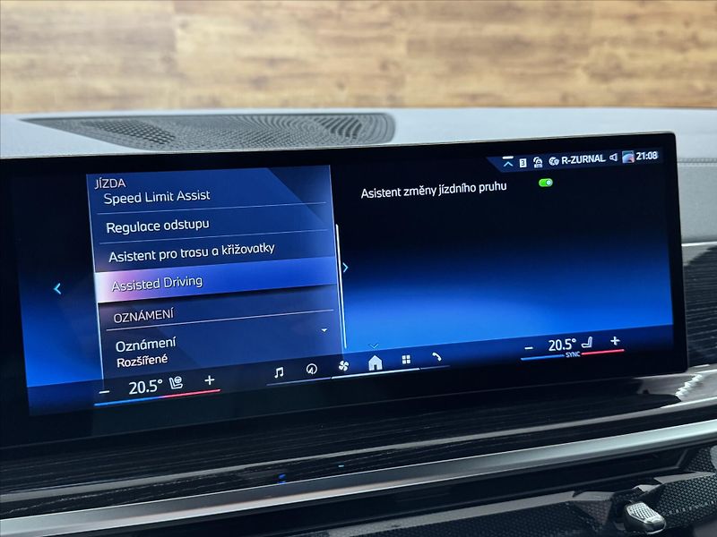 BMW X5 40i M SPORT ZÁRUKA SERVIS - fotka 20 z 33