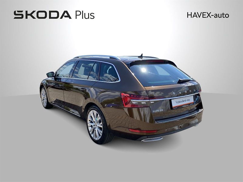 Škoda Superb (2023) Combi 1.5 TSI DSG L&K - fotka 35 z 37