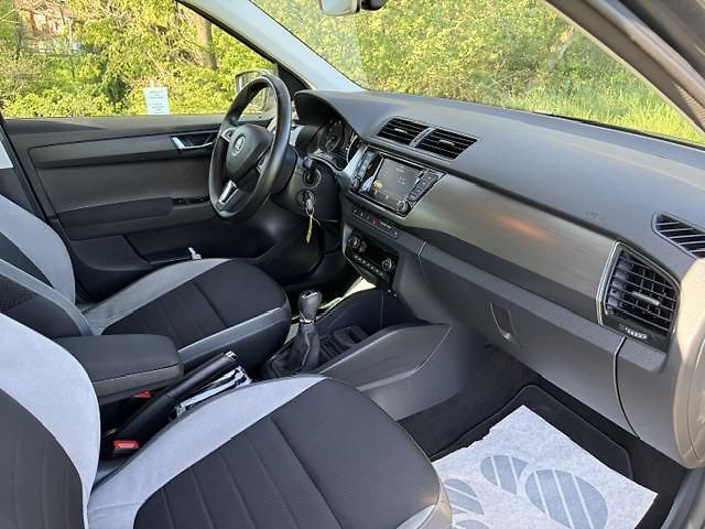 Škoda Fabia (2016) Com.1,2TSi 66Kw Aut.Klima, Nav - fotka 8 z 13