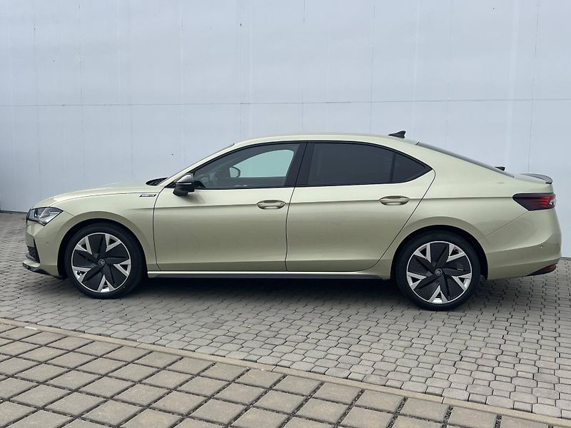 Škoda Superb (2026) Sportline 7DSG 2,0TDI - fotka 3 z 22