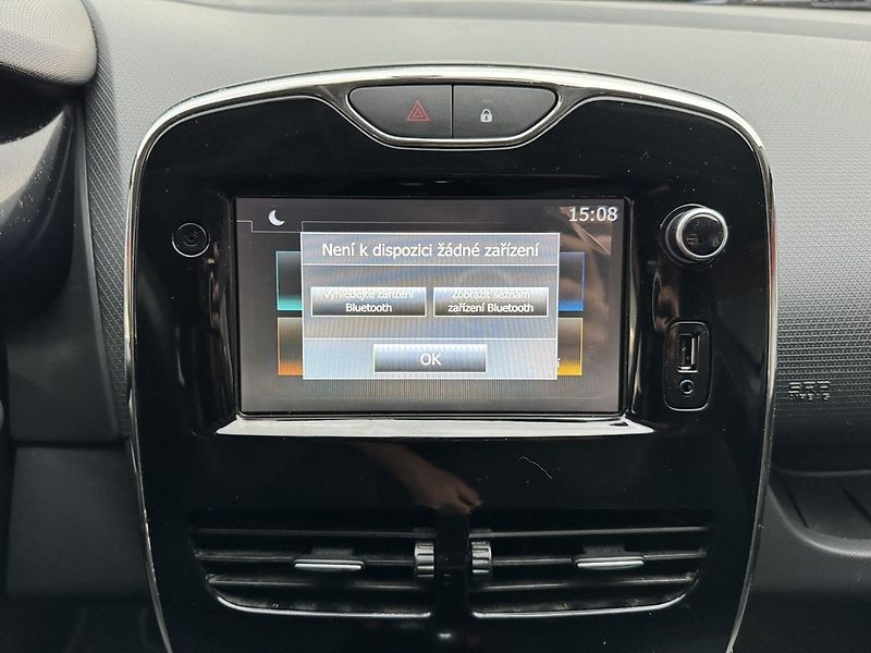 Renault Clio (2013) 1.2i Navi Klima Tempomat BT - fotka 13 z 50