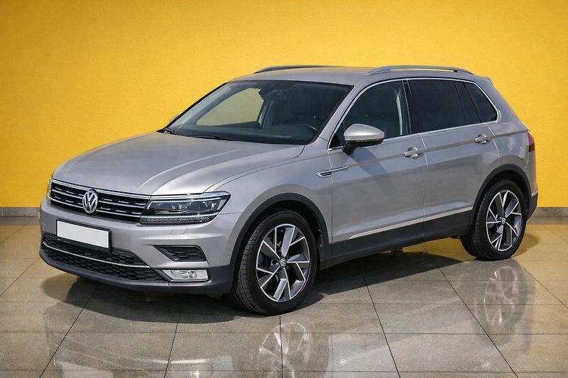 Volkswagen Tiguan (2017) 2.0 TDI DSG 4x4  - fotka 2 z 27