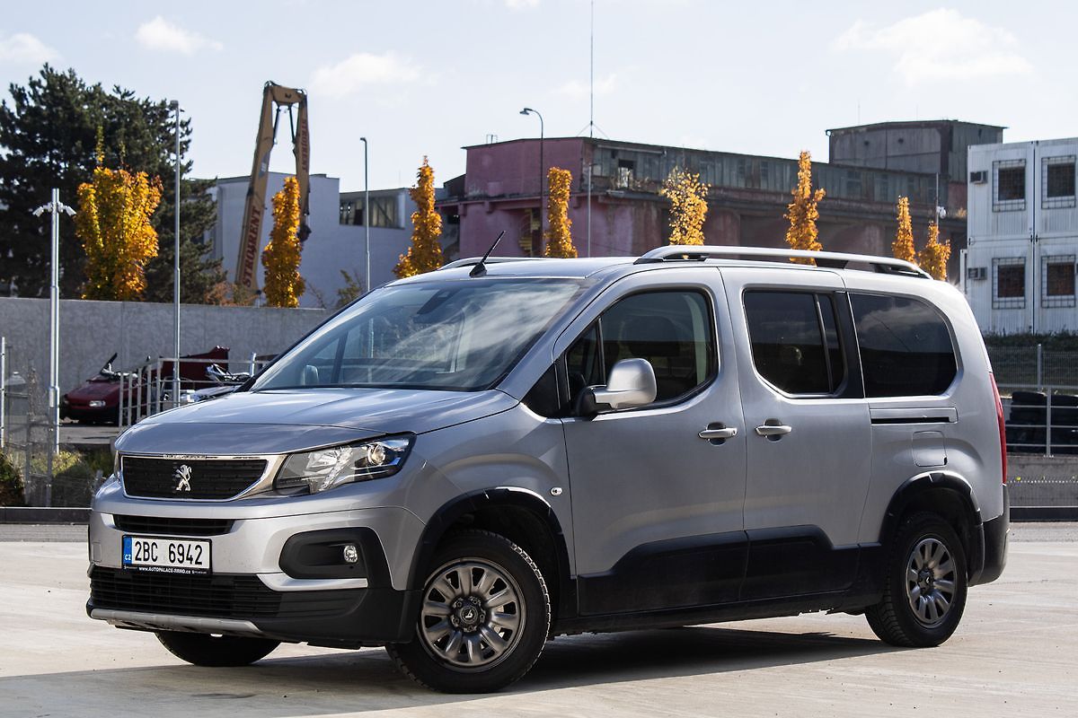 Peugeot Rifter | TipCars.com