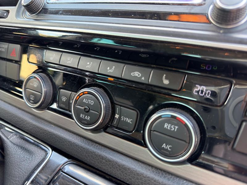 Volkswagen Multivan (2017) DSG 110KW GENARATION SIX - fotka 26 z 27