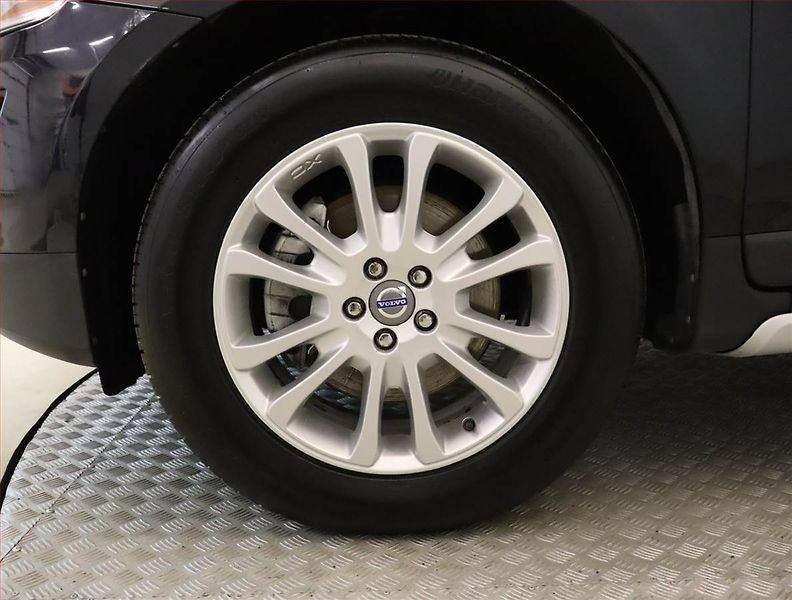 Volvo XC60 (2009) D5, 4X4, Serv.kniha, Xenony - fotka 15 z 20