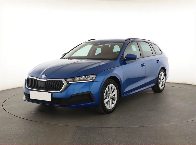 Škoda Octavia (2024) Ambition 1.5 TSI e-tec - fotka 2 z 21