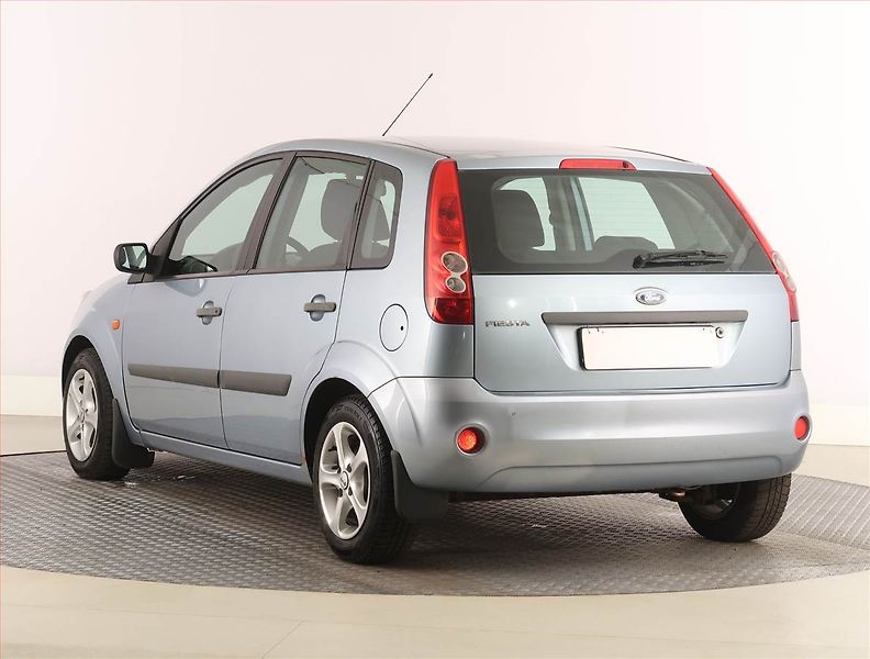 Ford Fiesta (2007) 1.3 i, nová STK, Klima - fotka 4 z 15