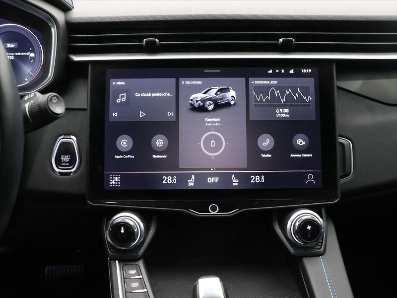 Lynk & Co 01 1,5 PHEV CORE 206kW Aut. 2.Maj - fotka 20 z 29