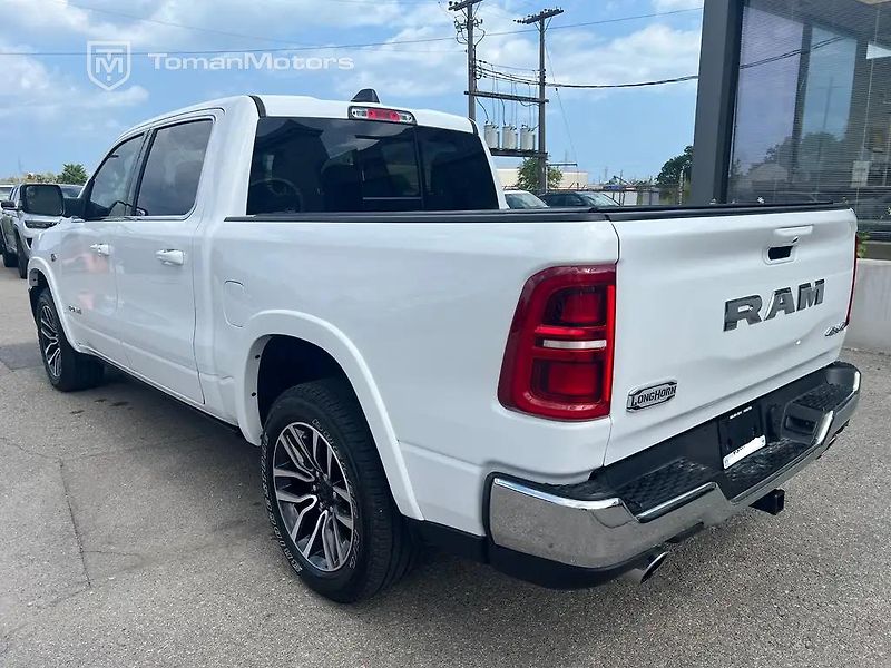 RAM 1500 (2025) Longhorn HEMI, jen 12tiskm, 26 - fotka 3 z 3