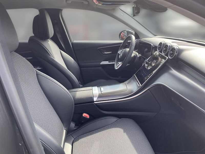 Mercedes-Benz GLC GLC 300 de 4M AVANTGARDE  - fotka 21 z 27