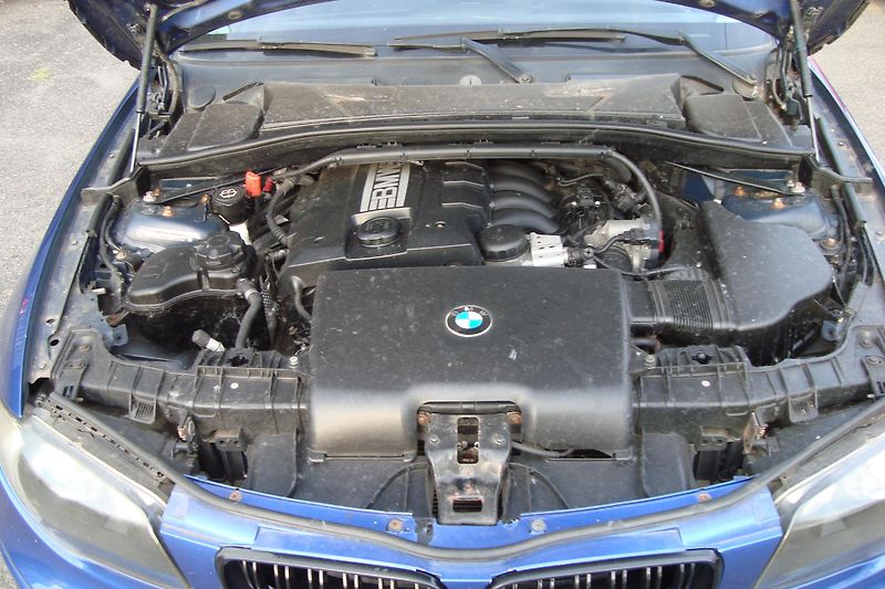 BMW Řada 1 (2007) 2.0 118i - fotka 43 z 56