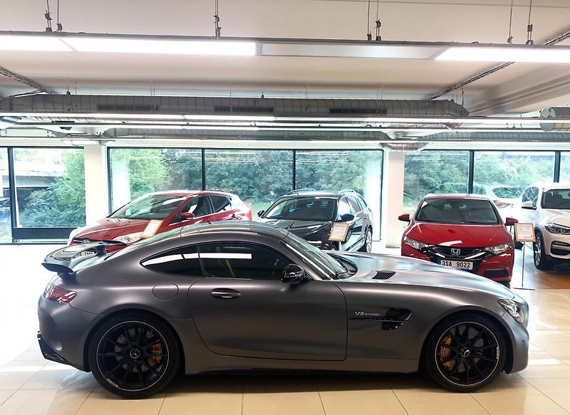 Mercedes-Benz AMG GT R-430kW-CARBON-KERAMIC-CZ - fotka 7 z 31