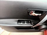 Nissan Qashqai 2,0 i Tekna - náhled 10