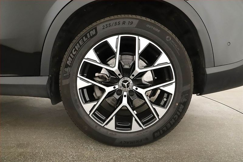 Mercedes-Benz GLC (2025) 200 4MATIC, Avantgarde - fotka 12 z 23