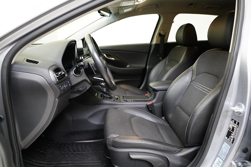 Hyundai i30 - fotka 11 z 24