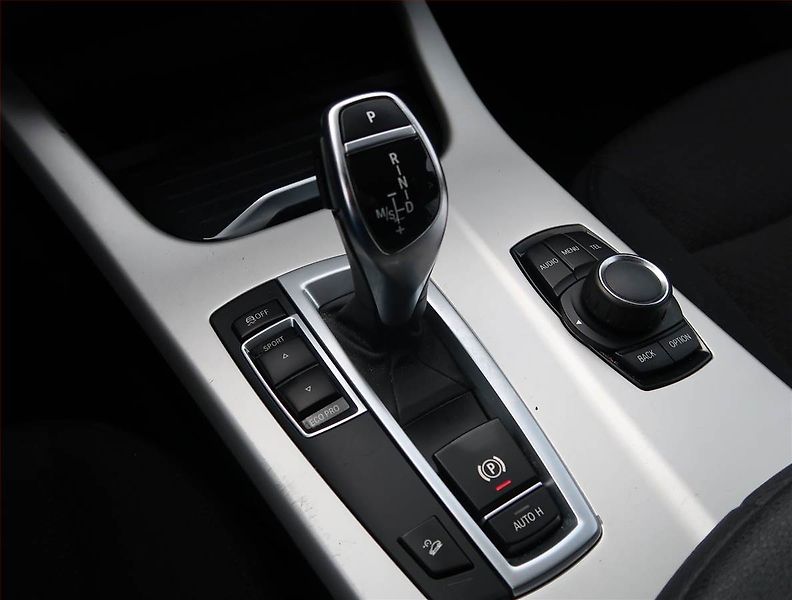 BMW X4 (2014) xDrive30d, 4X4, Automat - fotka 13 z 21