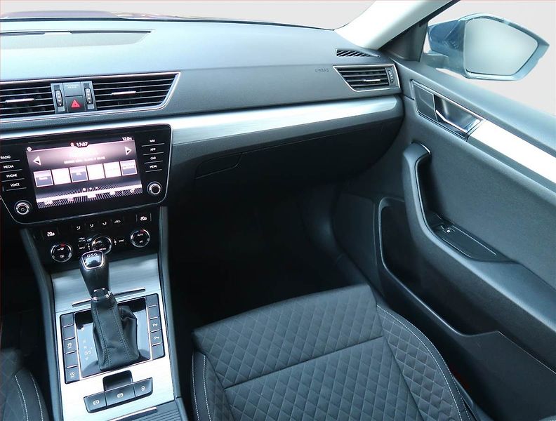 Škoda Superb (2019) 2.0 TDI, Automat, Serv.kniha - fotka 8 z 19