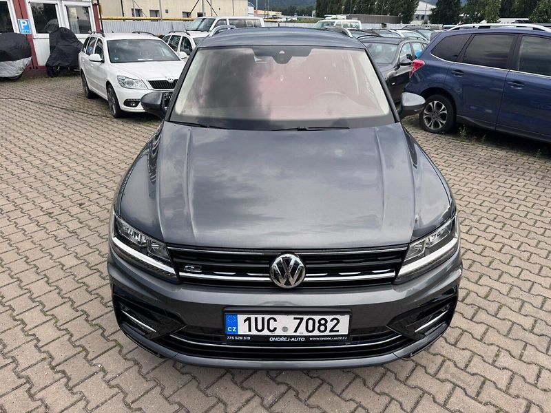 Volkswagen Tiguan (2020) R-LINE 1,5 TSI 110 KW 1. MAJ - fotka 8 z 50
