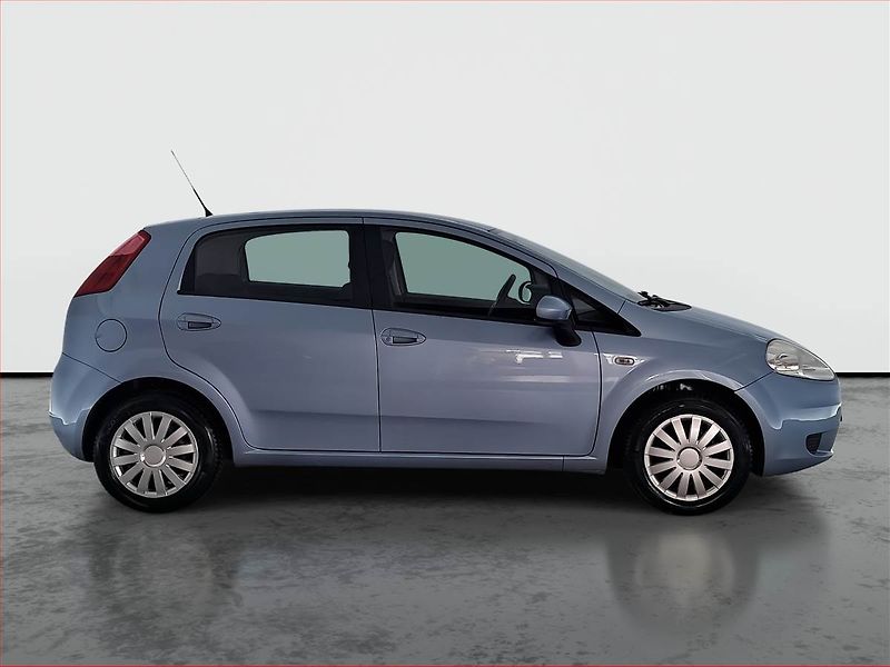 Fiat Grande Punto (2007) 1.4, nová STK, slušný stav - fotka 6 z 15